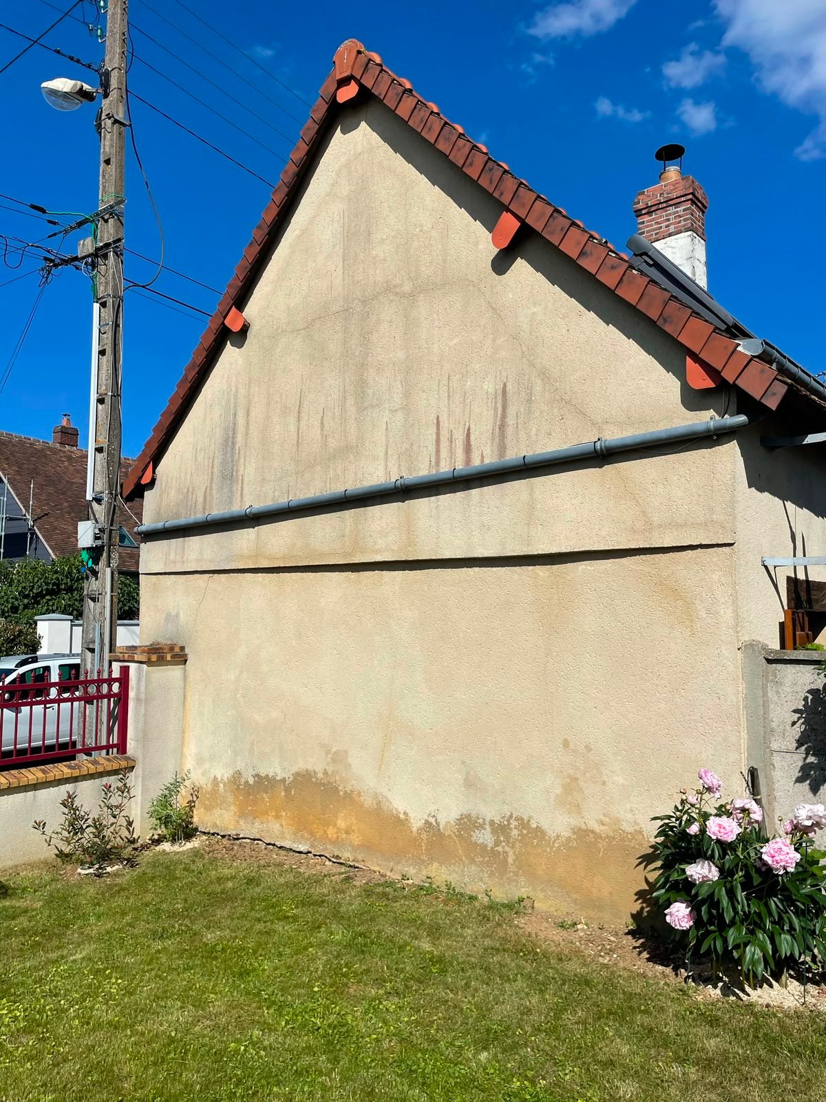 Travaux de couverture sur une maison près de Nantes